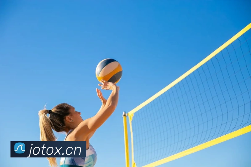 勇士队新款冠军主题运动服正式发售采用V型领口设计